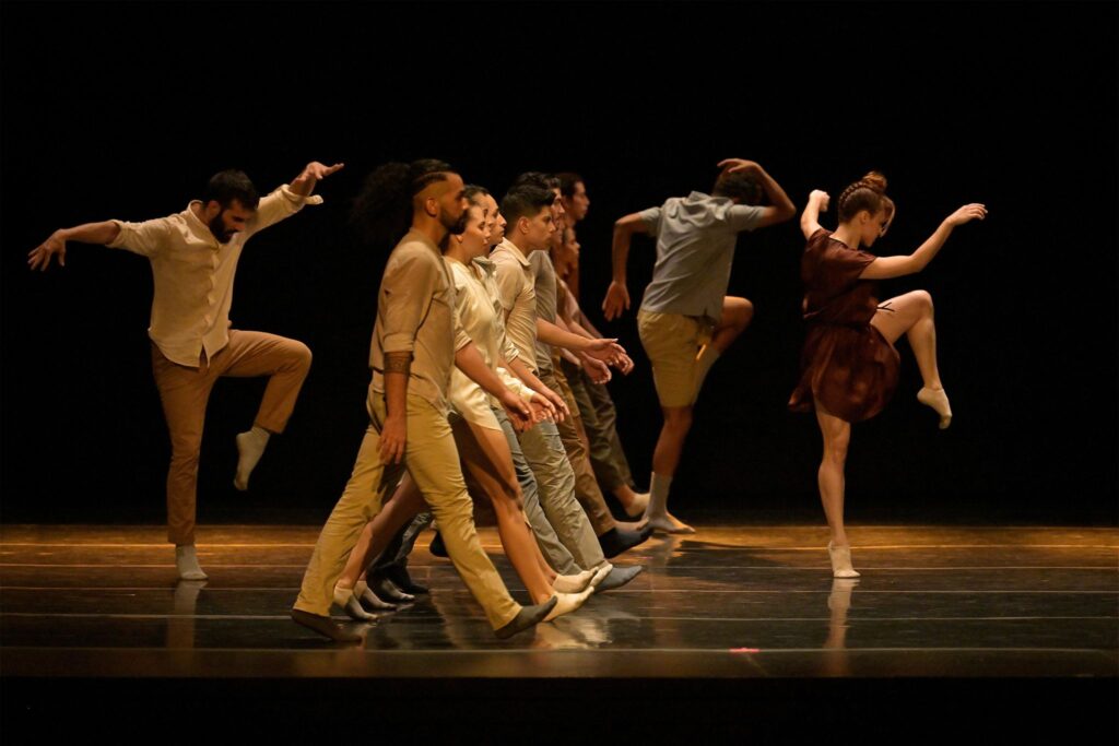 Carta a “La Hora Azul”. Bucaramanga pide más danza contemporánea - Revista Enredarte