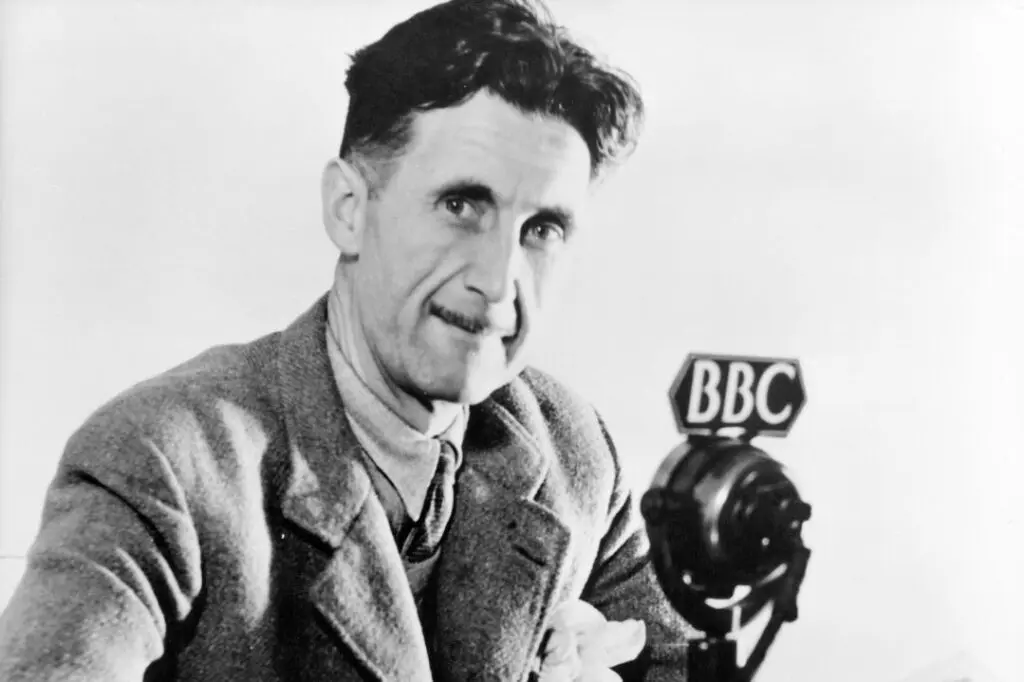 George Orwell. Una distopía de la rebelión animal - Reseña de la novela "Rebelión en la granja" - Revista Enredarte